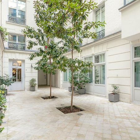 Appartement 80M2 Derriere Avenue Montaigne 8Eme Paris Exteriör bild