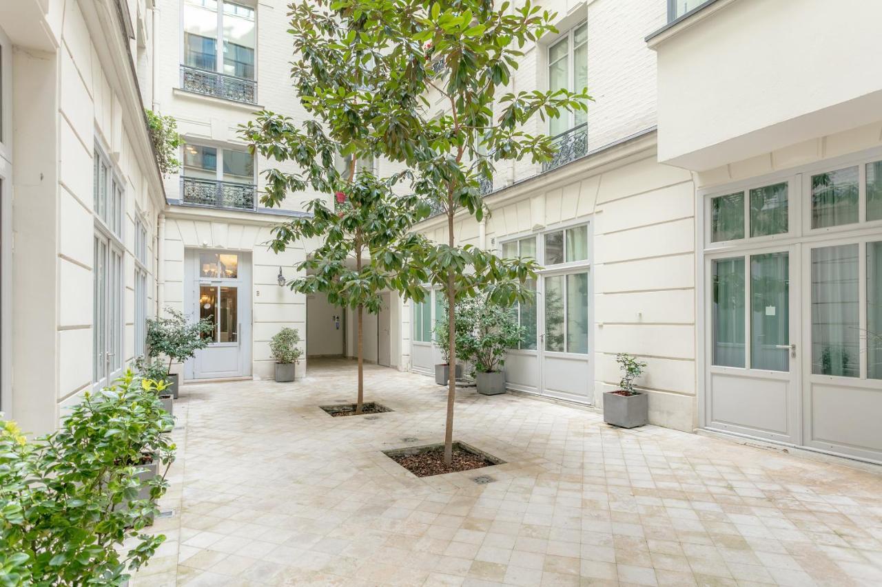 Appartement 80M2 Derriere Avenue Montaigne 8Eme Paris Exteriör bild